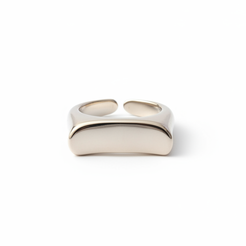 Arche Ring — sculptural arch ring angle | THE ARCIVE