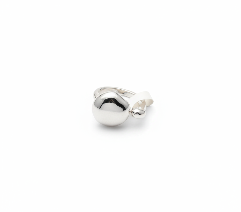 Boule Ring — dome statement ring lifestyle | THE ARCIVE