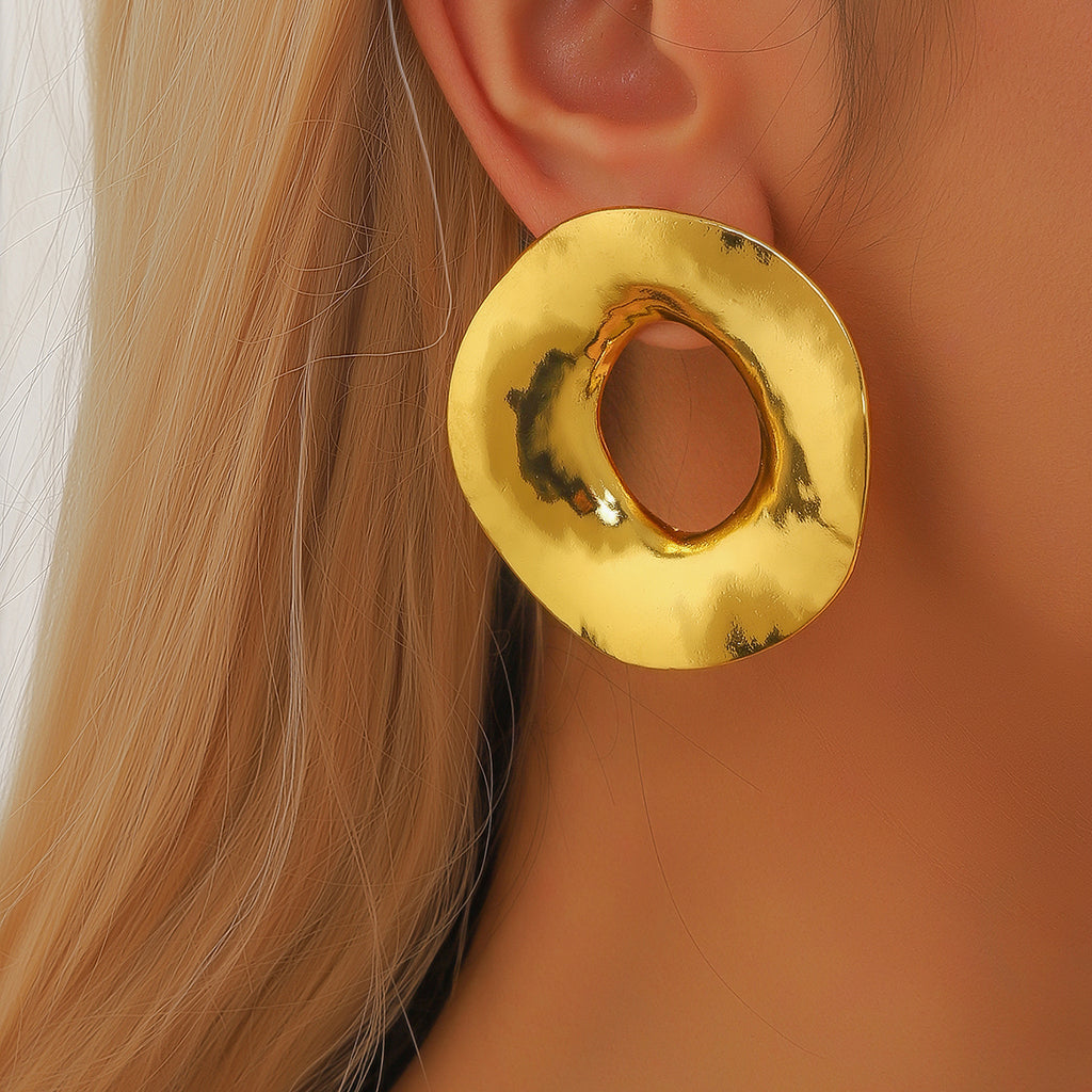 Globe Studs — sphere stud earrings detail | THE ARCIVE