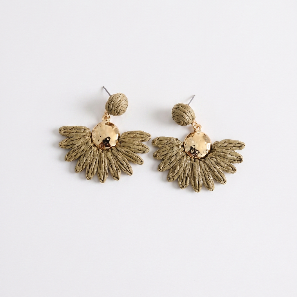 Éclat Dangle Earrings — gold earrings side view | THE ARCIVE
