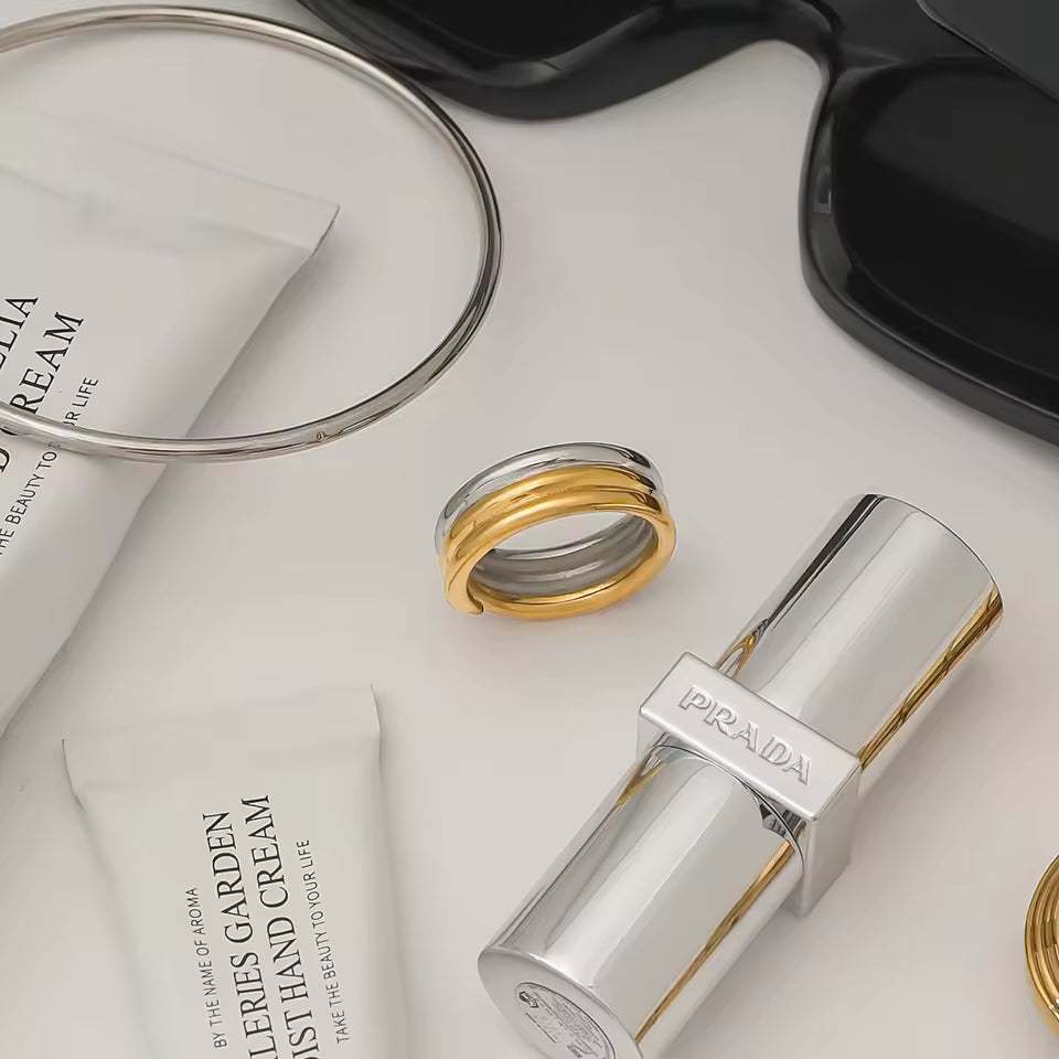 Voûte Ring — detail shot — The Arcive