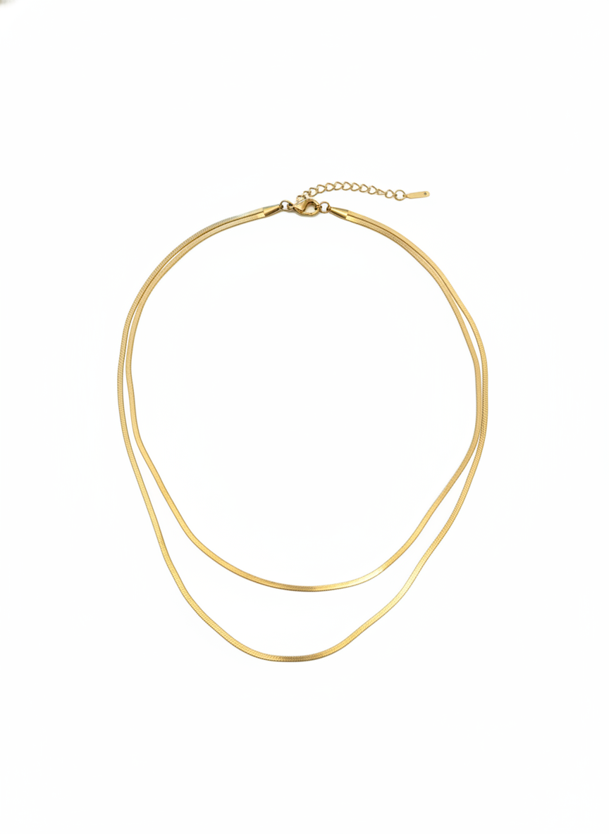 Maille Necklace — flat-link chain necklace lifestyle | THE ARCIVE