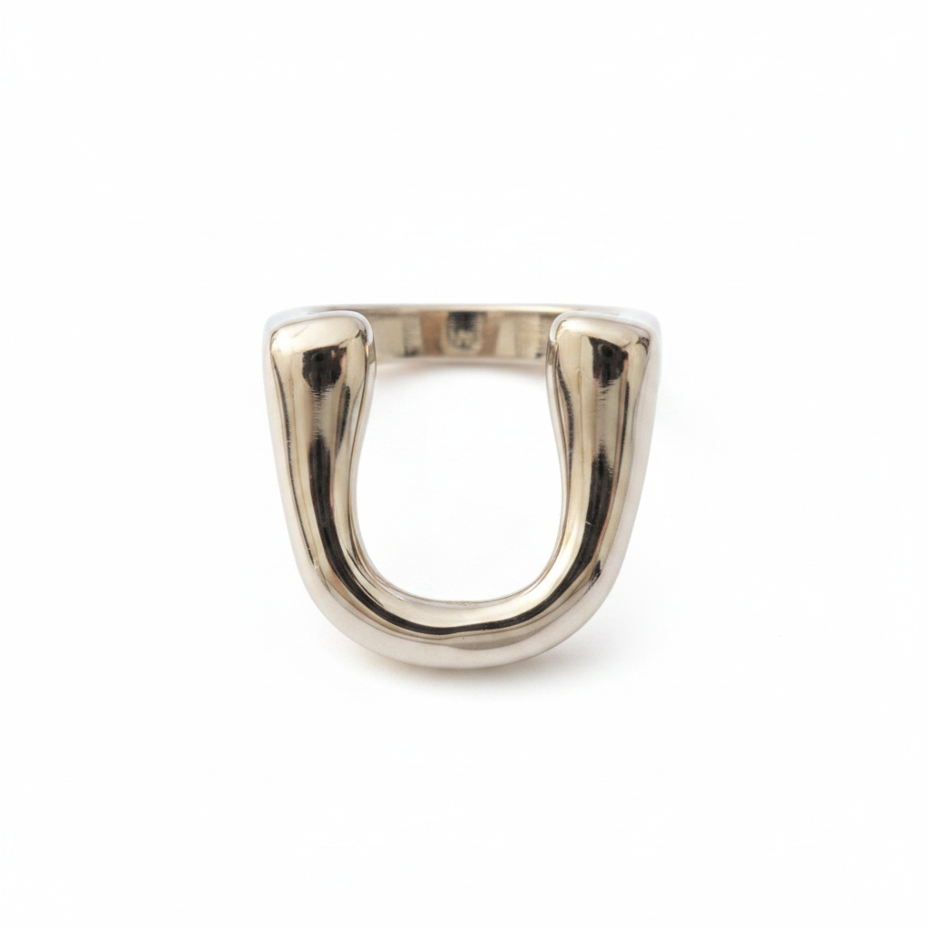 Fenêtre Ring — architectural window-frame gold ring | THE ARCIVE