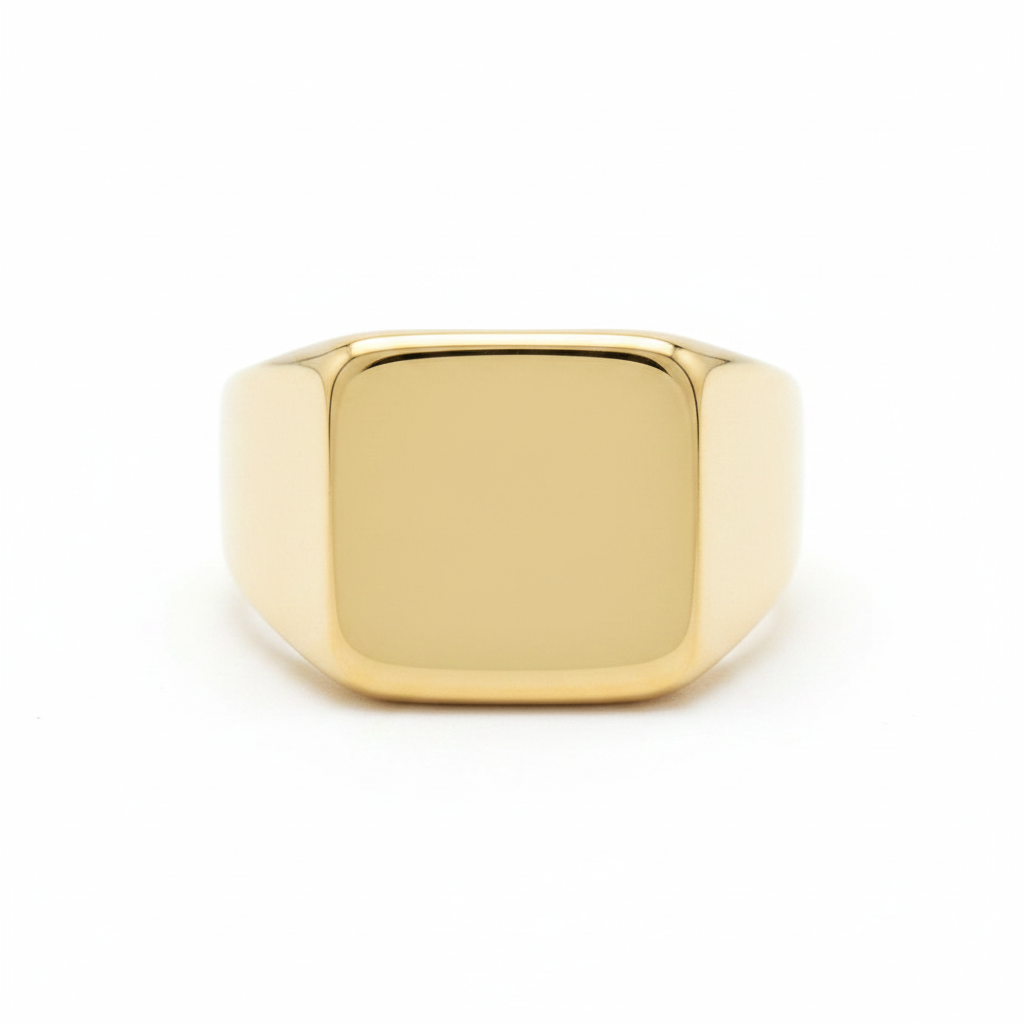 Carreau Ring — square signet ring detail | THE ARCIVE