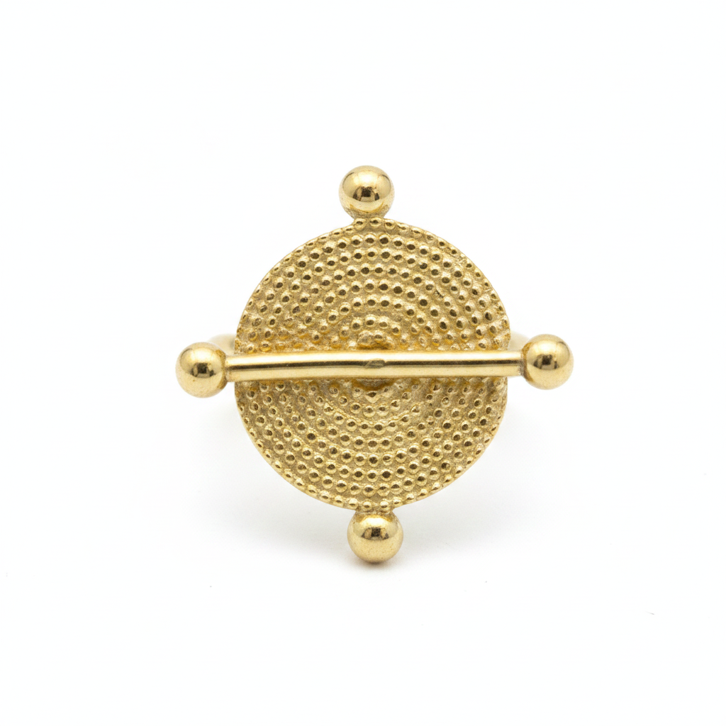 Filet Ring — lattice-patterned gold ring detail | THE ARCIVE