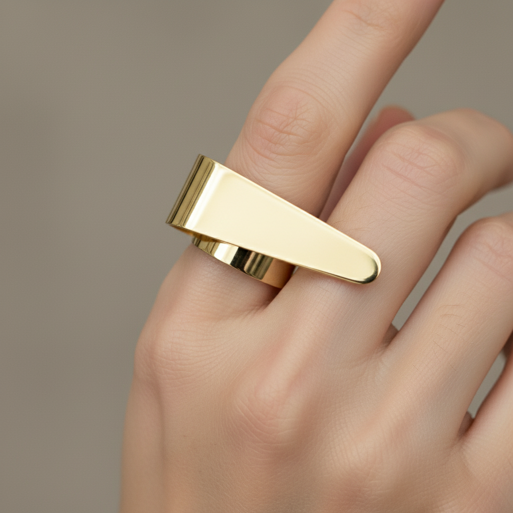 Lame Band Ring — flat blade band ring detail | THE ARCIVE