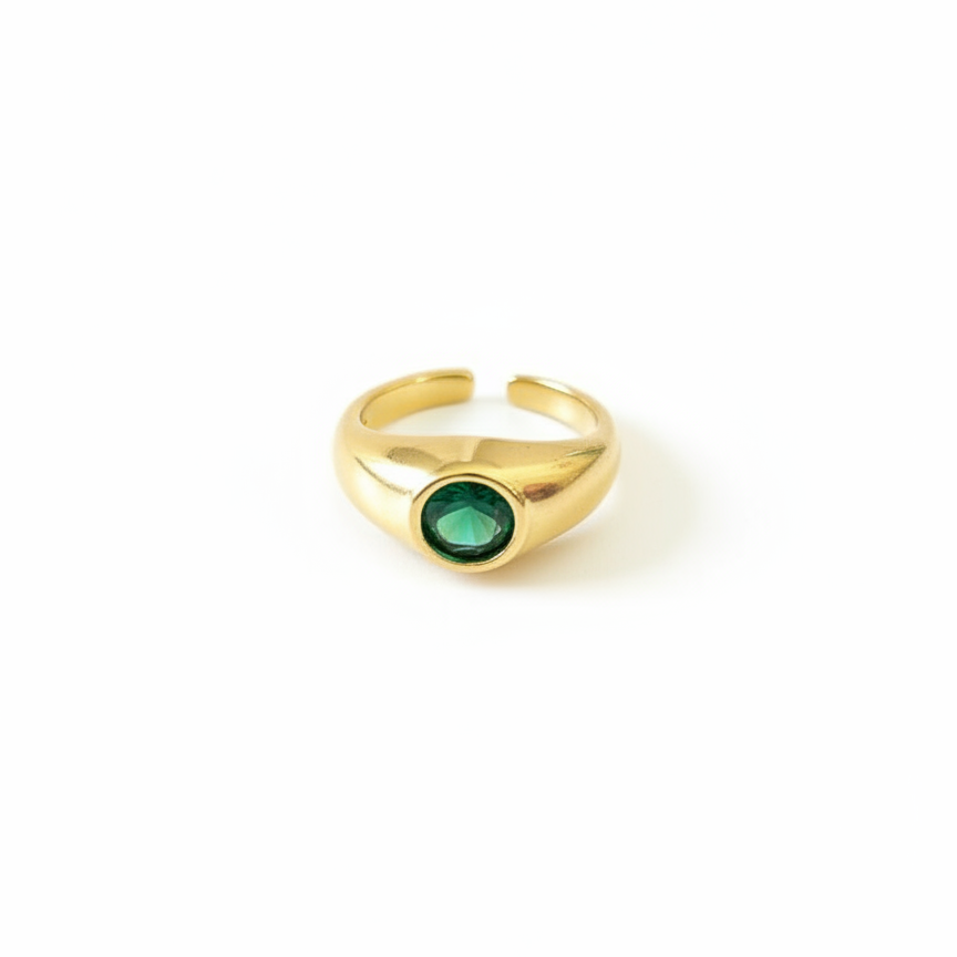 Émeraude Signet Ring — emerald-inspired 18K gold signet ring | THE ARCIVE