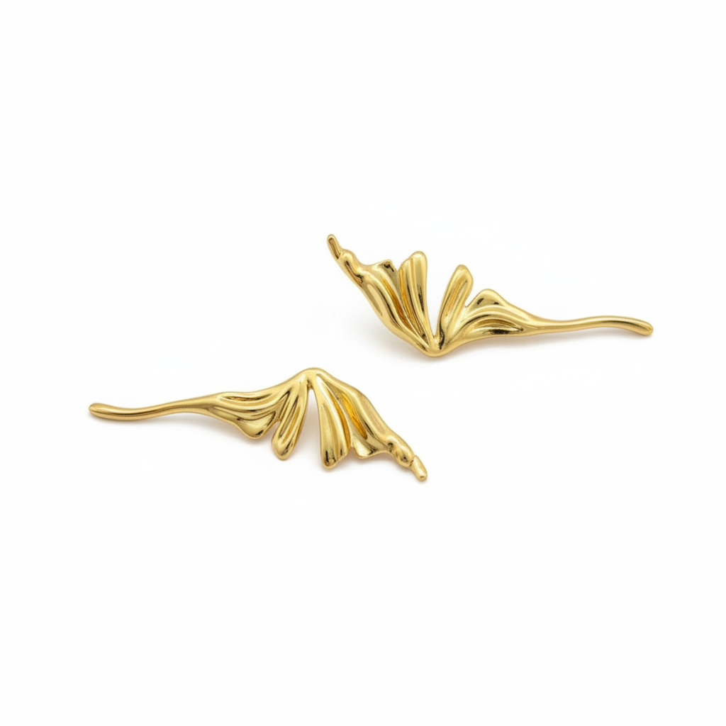 Nuage Studs — cloud stud earrings detail | THE ARCIVE